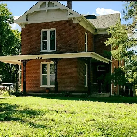 Smithville Historical Museum And Inn